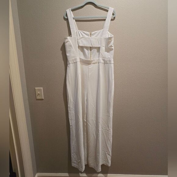 Trina Turk White Zipper Front Wide Leg Jumpsuit NWT Sz 14 - Picture 4 of 4